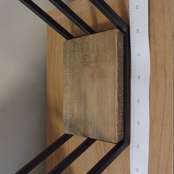 NWT 10 inch hexagon shelf - Picture 2 of 7